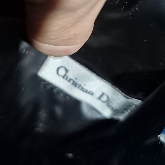 Vintage DIOR Cosmetic Bag. NWOT - Picture 10 of 10